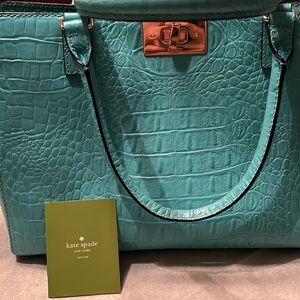 Medium beautiful Kate Spade